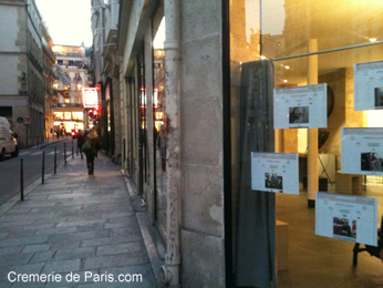 vue du showroom vers le 59 rue de Rivoli