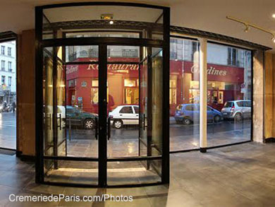 Showroom entre Louvre et Beaubourg (Centre Pompidou)