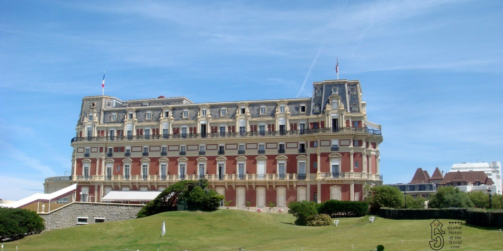 La Cremerie de Paris et la rue des Halles dans l'histoire de l'Hotel du Palais  Biarritz