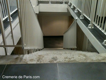 Escalier du Showroom Cremerie de Paris