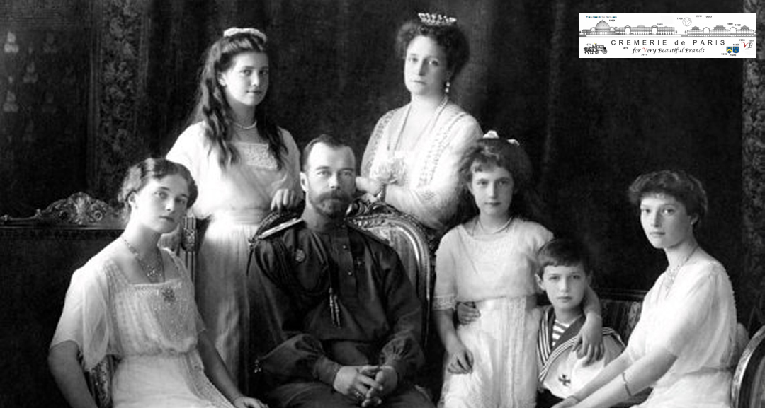 Le Tsar, la Tsarina avec leur enfants en 1913