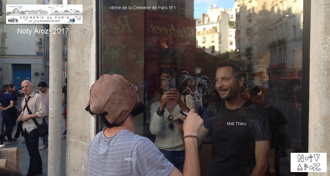 dessin Matt Tieu et Noty sur la vitrine de la Cremerie de Paris