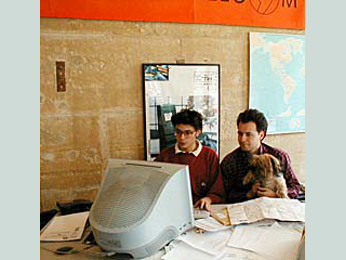 Phone Book of the World en 2000
