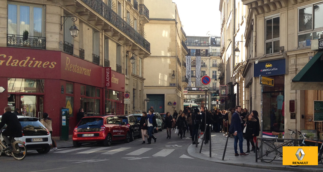 Twingo Parking au coeur de Paris