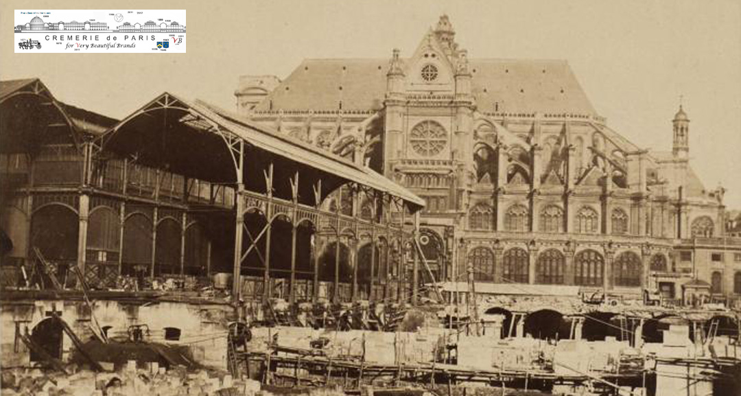 Pavillons Baltard under construction in 1867