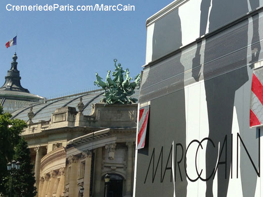 camion Marc Cain devant le Grand Palais