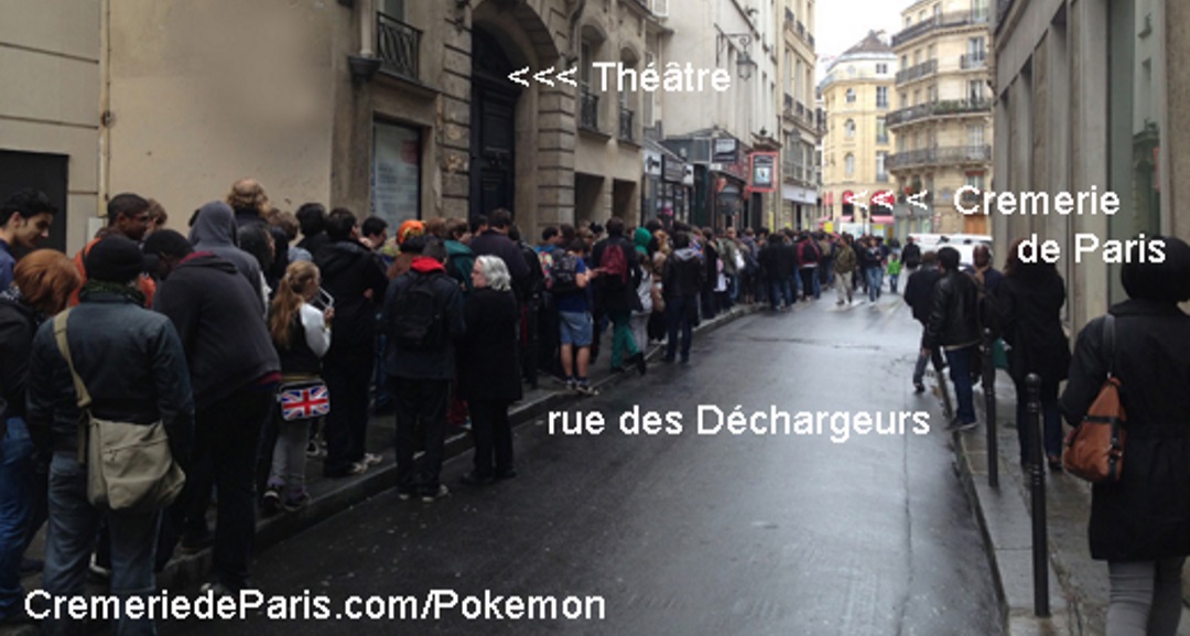 file d'attente devant la Cremerie de Paris / Pokemon Center
